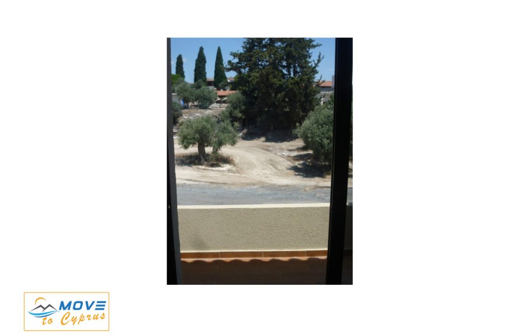 2 bedroom maisonette with title deed