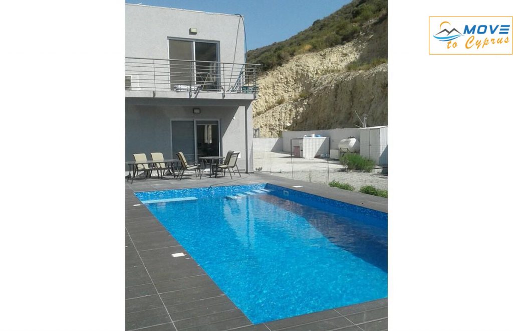 4 bedroom villa for sale in fasoula