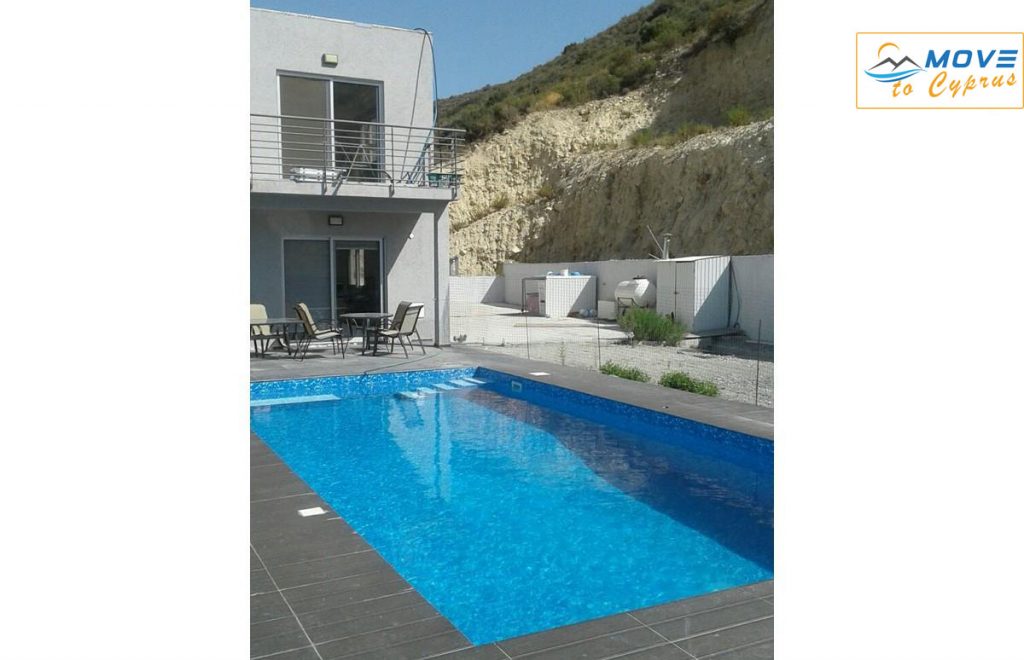 4 bedroom villa for sale in fasoula