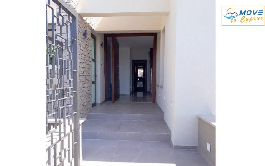 4 bedroom detached house for sale in Mesovounia