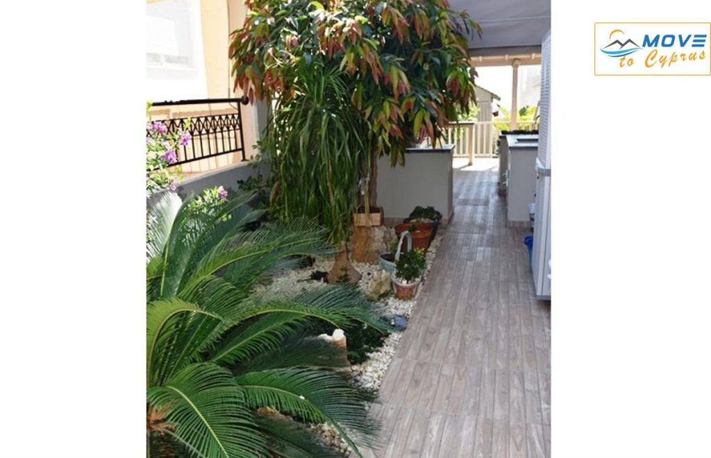 Detached villa for sale in agios athanasios 4 bedroom