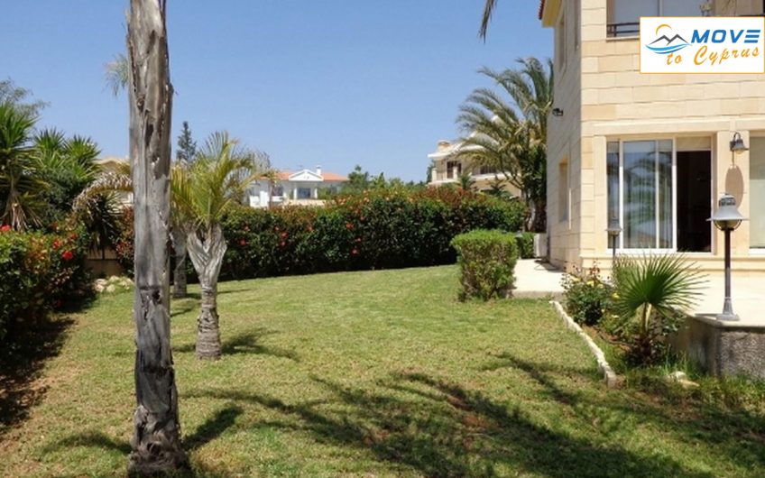 5 bedroom Villa for sale in kalogirous