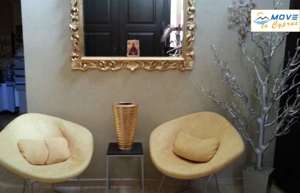 6 bedroom villa for sale in Agios Tychon