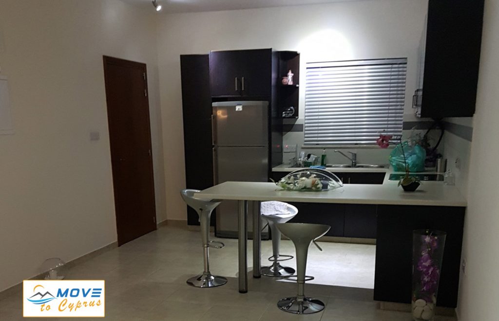 Ground floor 2 bedroom apartment Resale